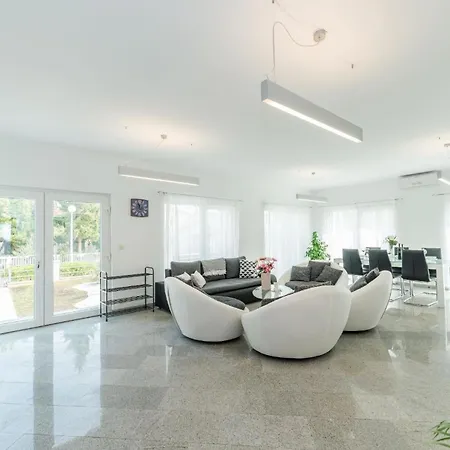 Ferienhaus In Privlaka Mit Privatem Pool *